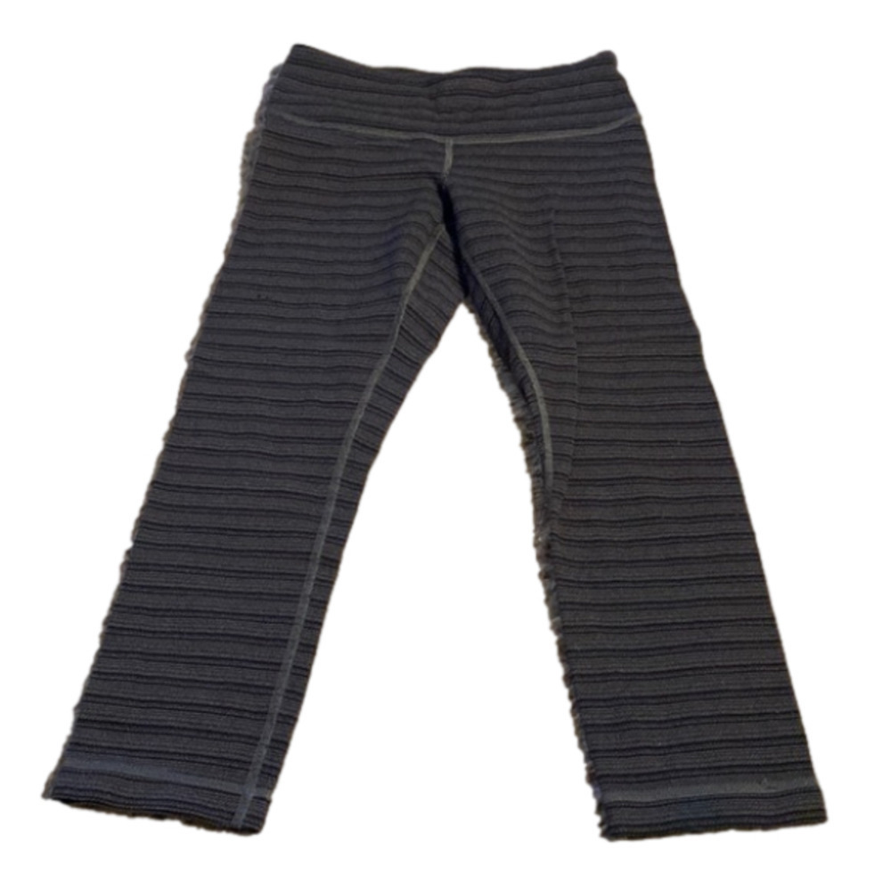 Lululemon Athletica Capris  Women's Grey Black Striped (Size 4)